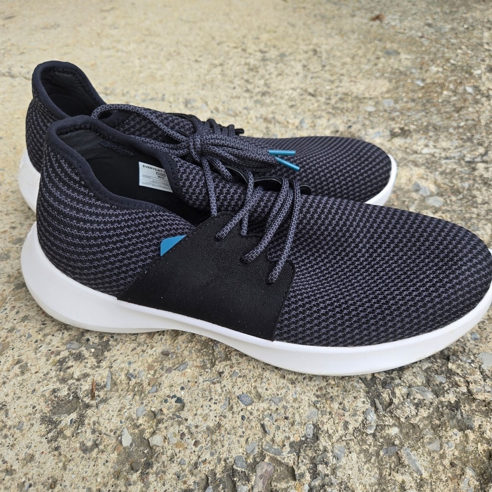 Vessi every day classic sneaker Size Womens‎ sz 11
